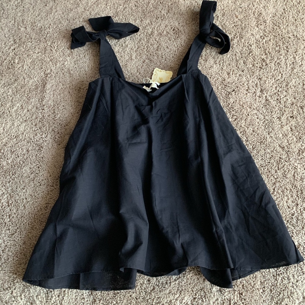 Black Tie Shoulder Top